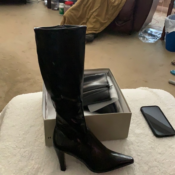 Hannah Shoes - Knee boots by Trollie 6.5